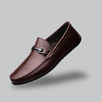 Comfortable men’s loafers for business casual and leisure use