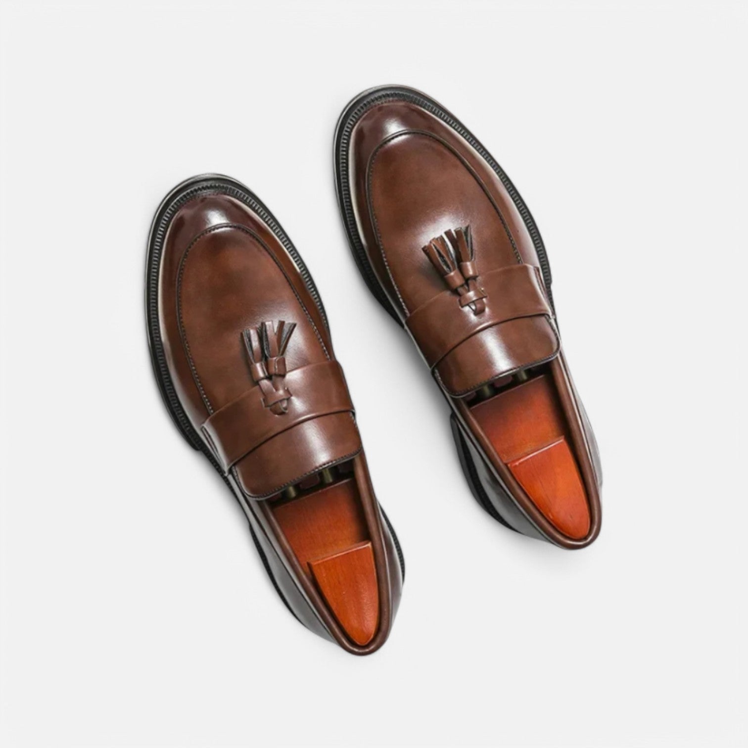 Men’s Leather Loafers – The Essence of Classic Elegance