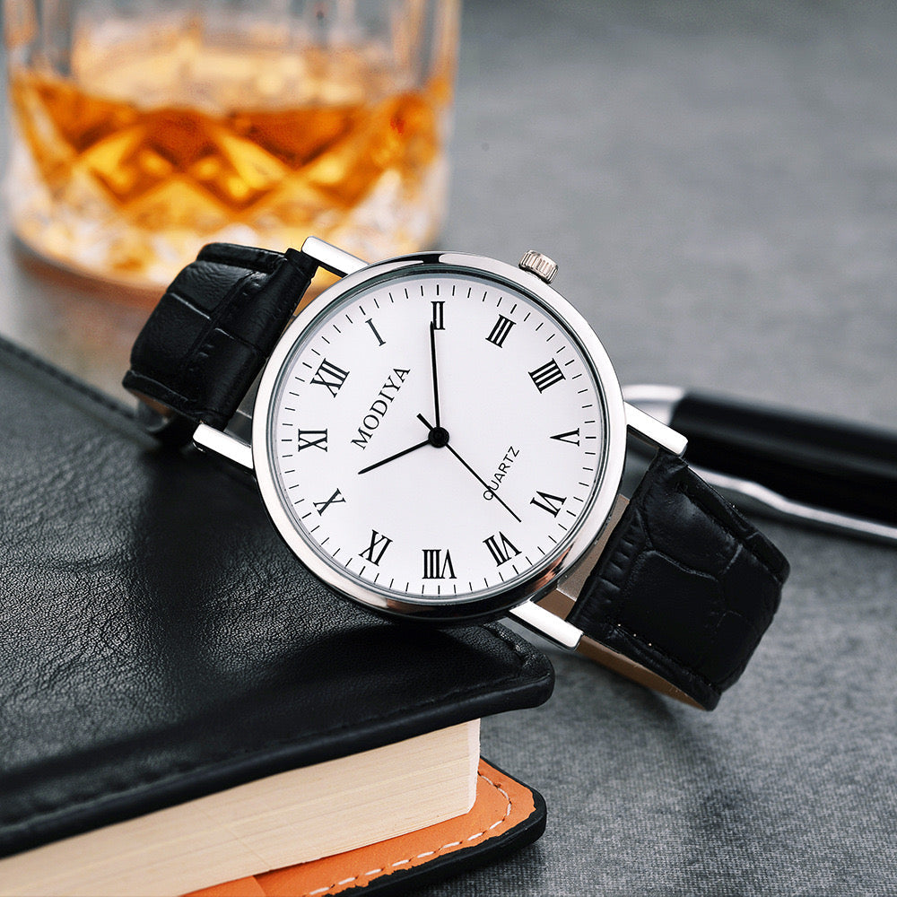 Classic Roman Leather Watch – Timeless Elegance by Spraykis