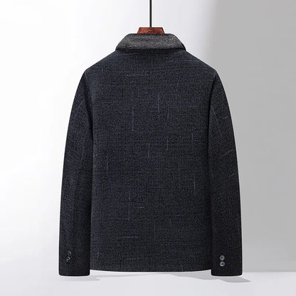 Men's wool coat in a classic fit - Elegant and warm